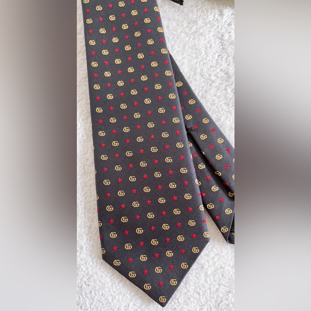 Authentic Gucci Men's Double G and Stars silk Jacquard tie - Picture 9 of 16